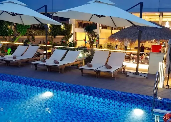 Aries Hotel